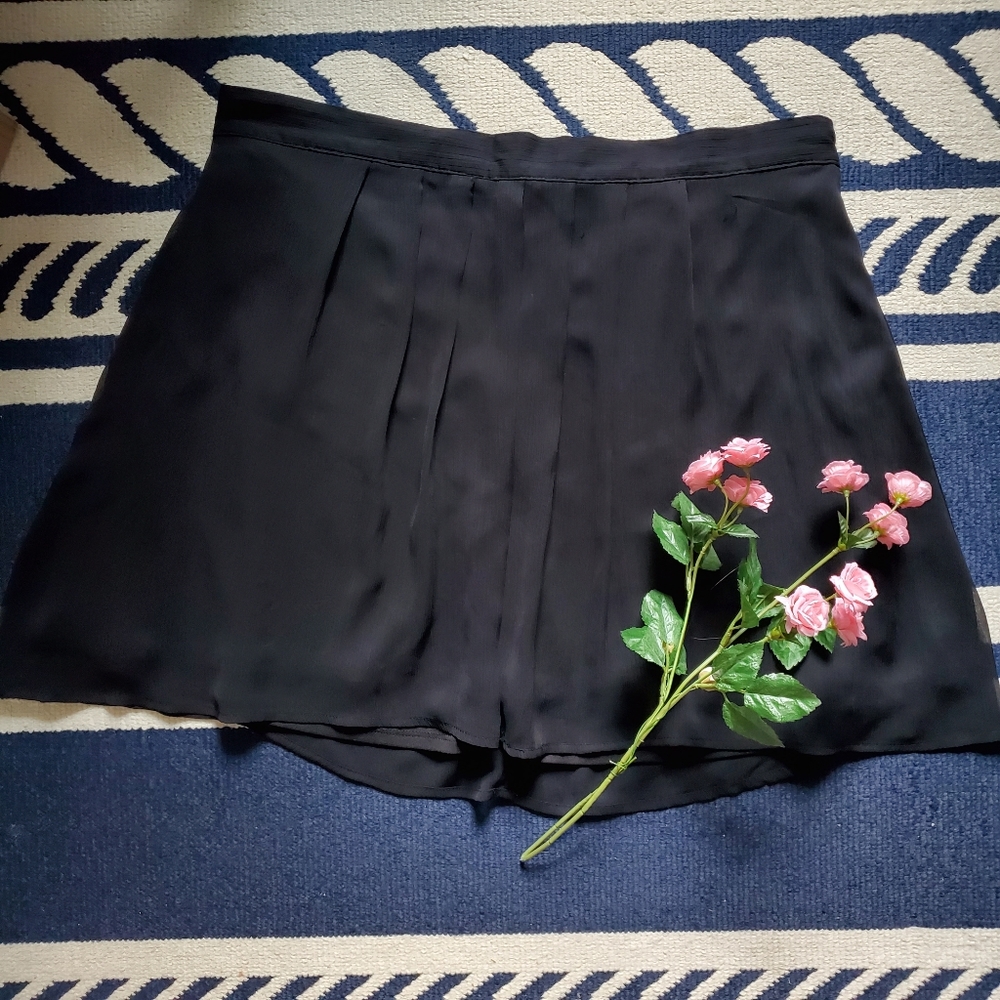 Black Flowy Pleated Skater Skirt